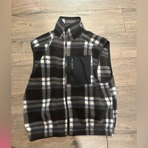 Men's Black and Gray Plaid Fleece Vest